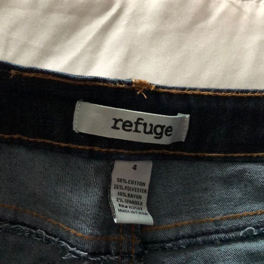 Jeans - Picture 2 of 3